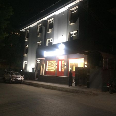 Lords Inn Nuova Delhi Esterno foto